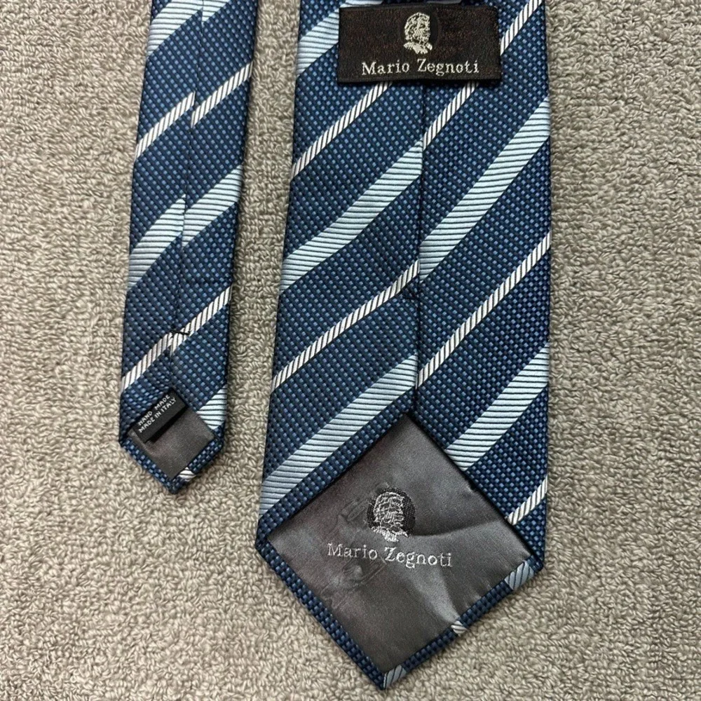 Mario Zegnoti Mens Silk Necktie Blue Striped Hand Made in Italy Business Tie